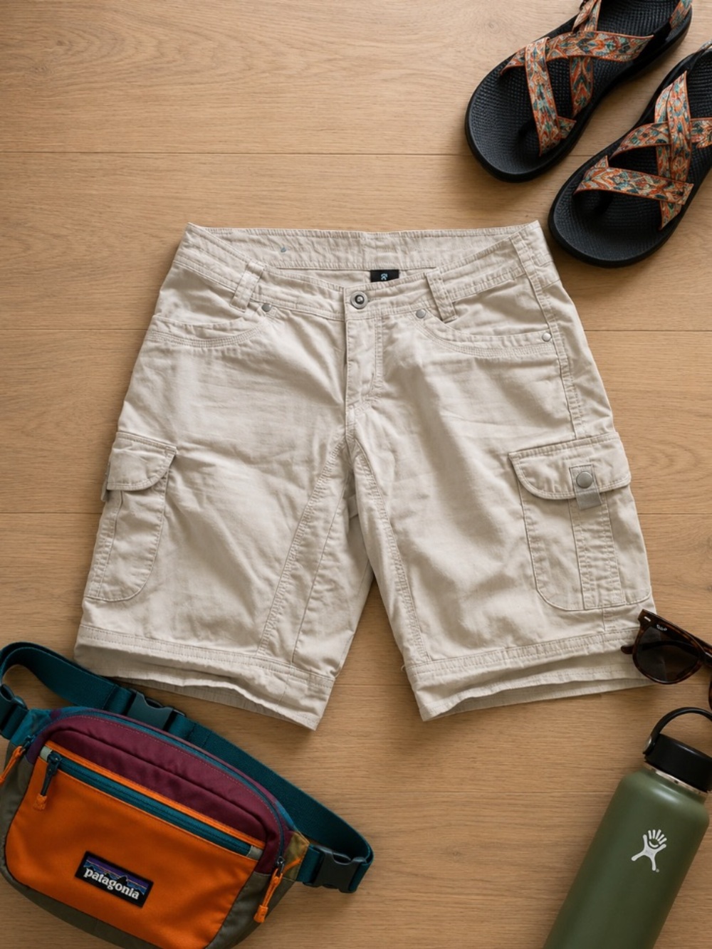 Kuhl Women's Khaki Athletic Hiking Shorts Camping Outdoor Thru Hike Style 4